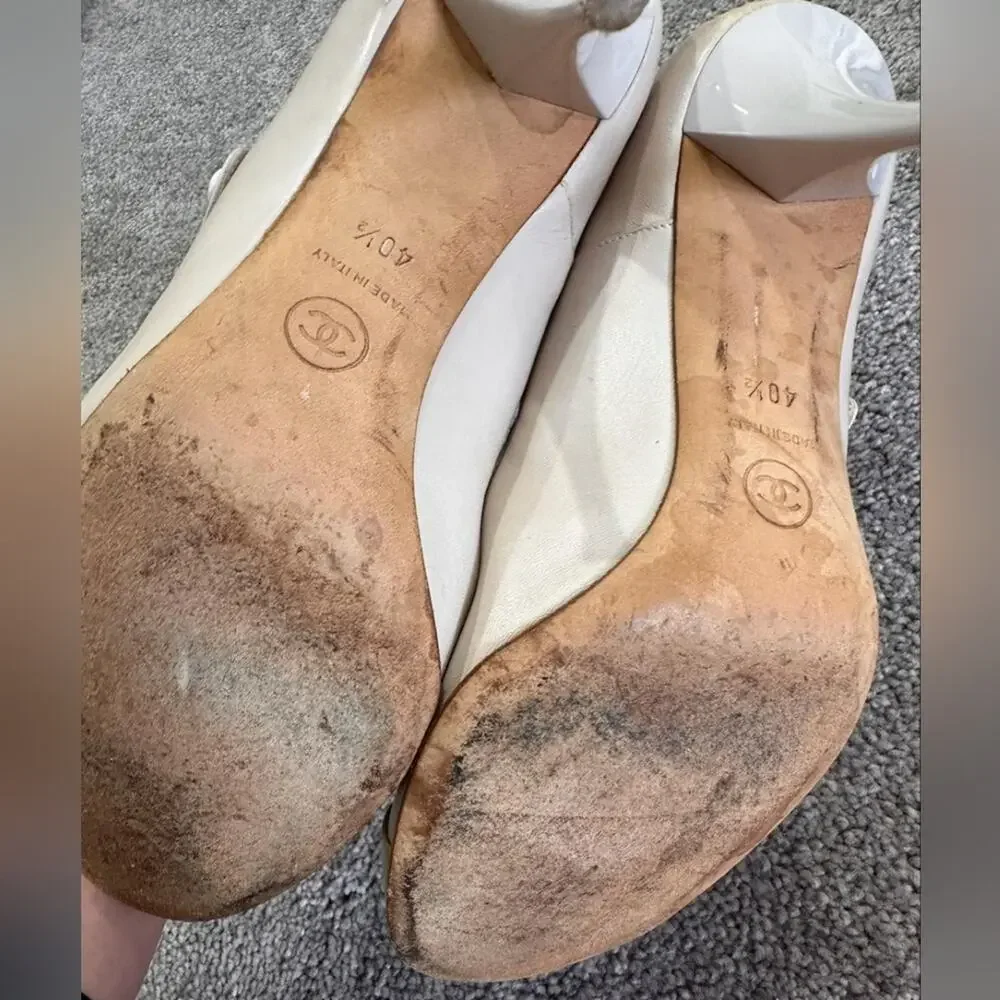 Vintage 90s Nude cap toe CHANEL Mary Jane Pumps sz 40.5/9 - Picture 8 of 10